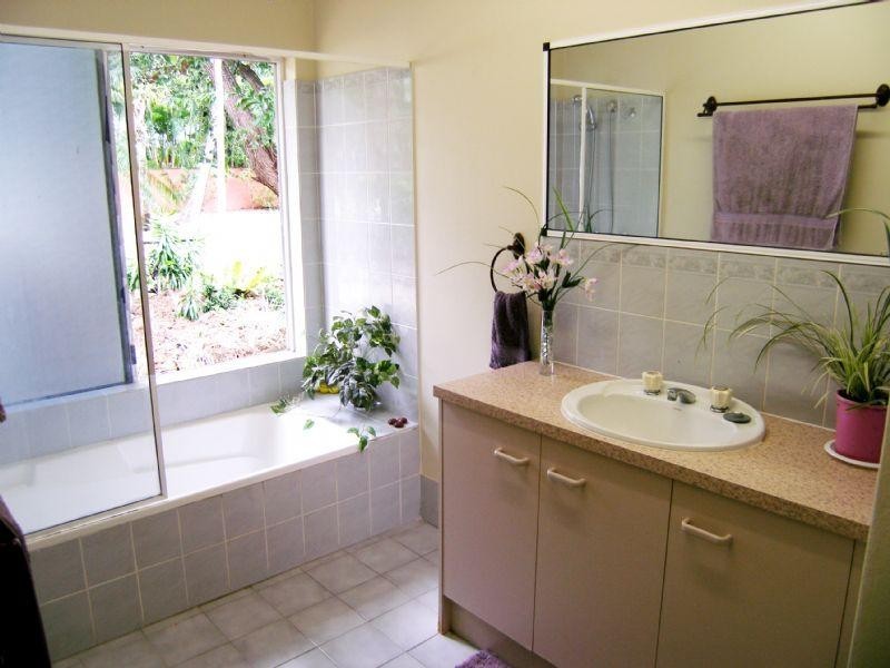 Clifton Beach QLD 4879