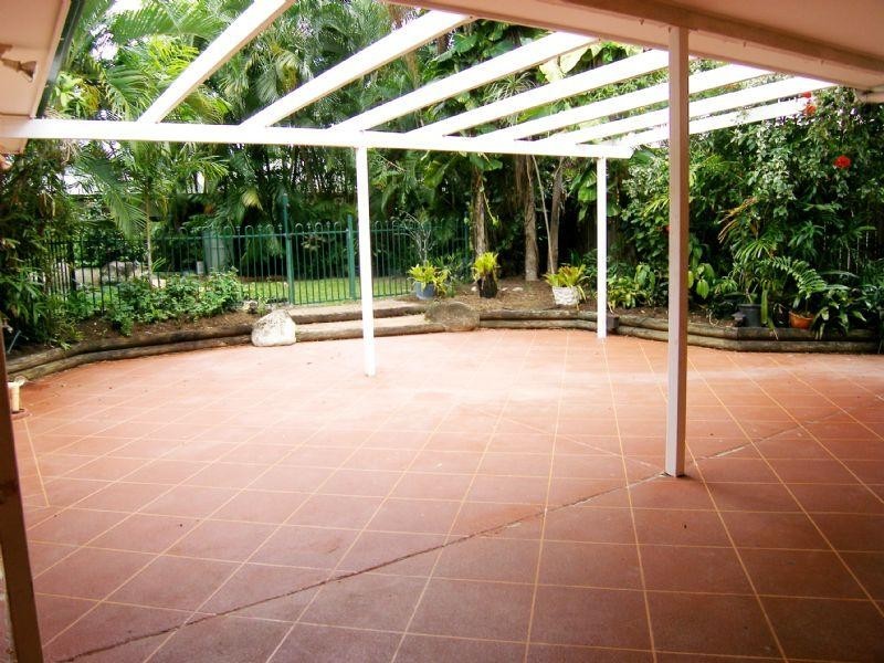 Clifton Beach QLD 4879