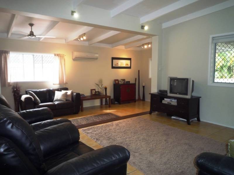 1 Caddy Street, Yorkeys Knob QLD 4878