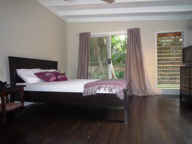 1 Caddy Street, Yorkeys Knob QLD 4878