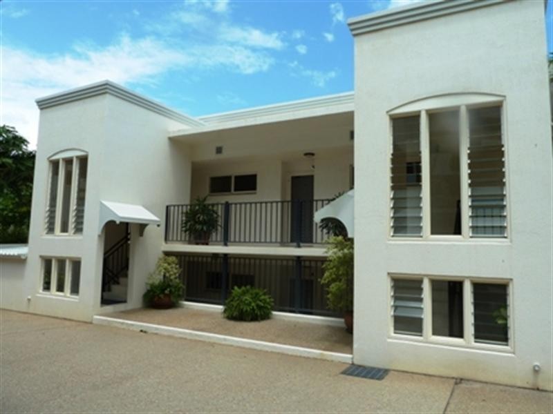 Trinity Beach QLD 4879