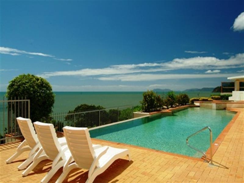 Trinity Beach QLD 4879