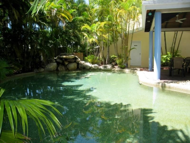 Trinity Beach QLD 4879