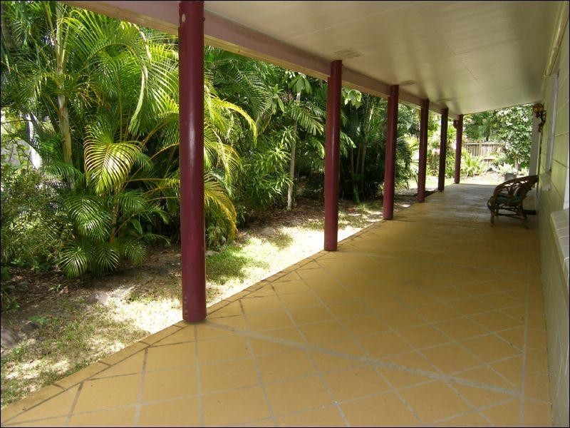 1 Rudder Street, Clifton Beach QLD 4879