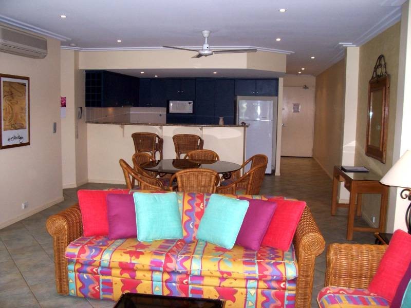 28/23 Veivers Road, Palm Cove QLD 4879