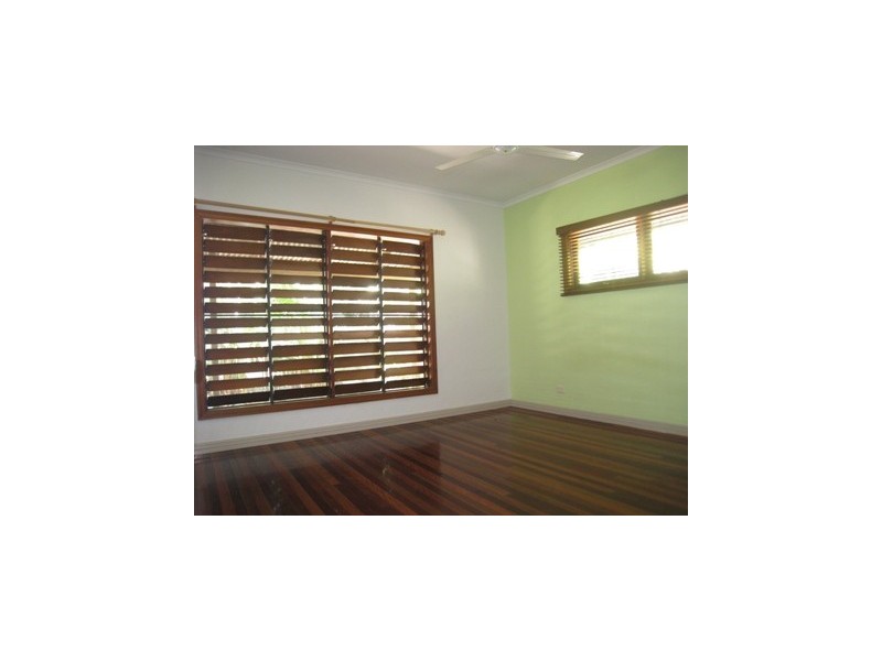 Clifton Beach QLD 4879