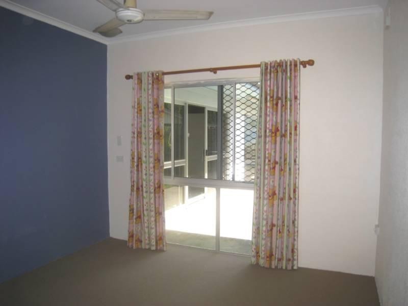 1 Gillian Close, Smithfield QLD 4878