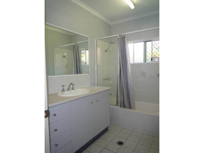 6 Lamb Street, Smithfield QLD 4878