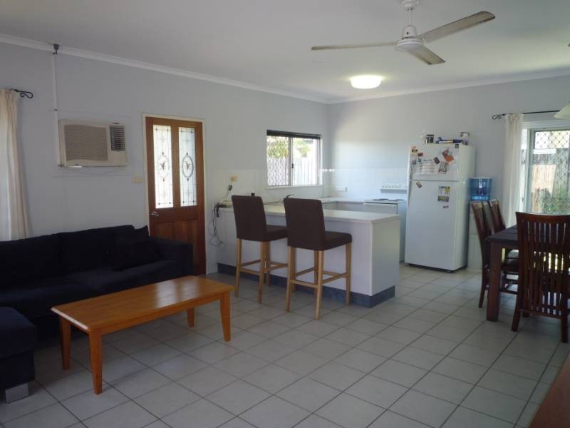 6 Lamb Street, Smithfield QLD 4878