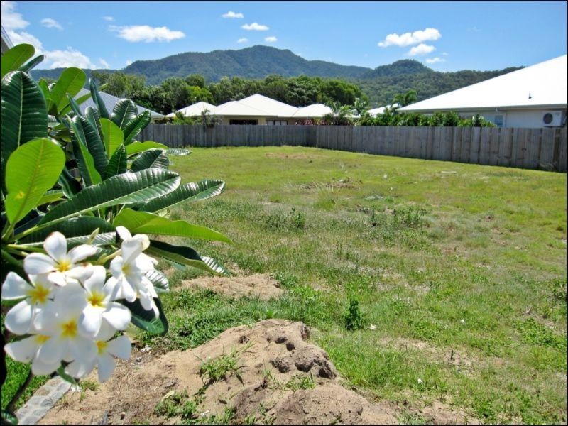 36 Moojeeba Way, Trinity Park QLD 4879