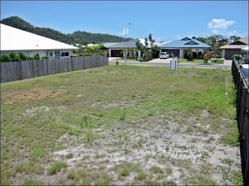 36 Moojeeba Way, Trinity Park QLD 4879