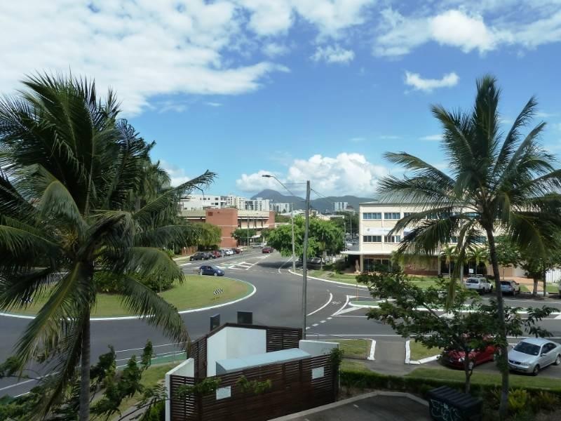 Cairns QLD 4870