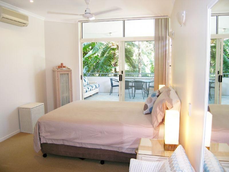 9/23 VEIVERS Road, Palm Cove QLD 4879