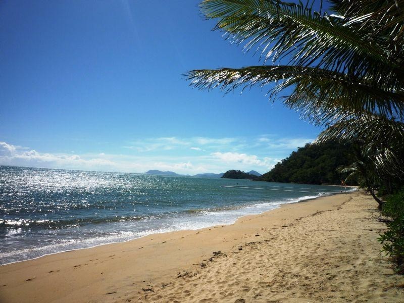 Trinity Beach QLD 4879