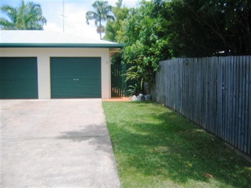 Kewarra Beach QLD 4879