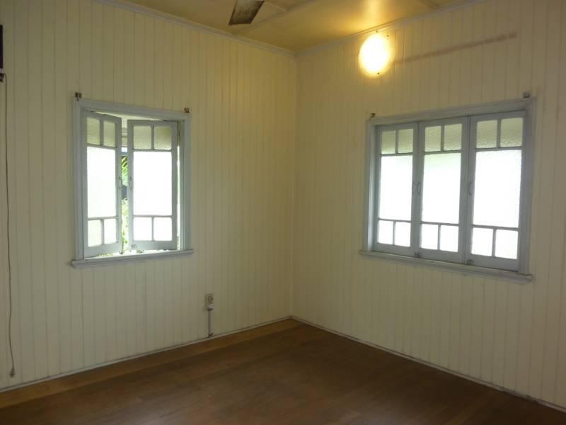 13 Boland Street, Westcourt QLD 4870