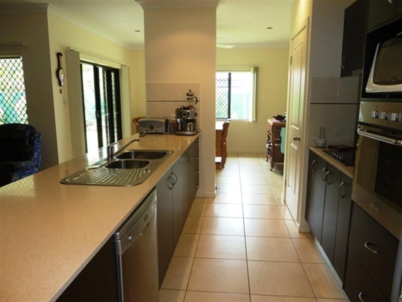 Kewarra Beach QLD 4879