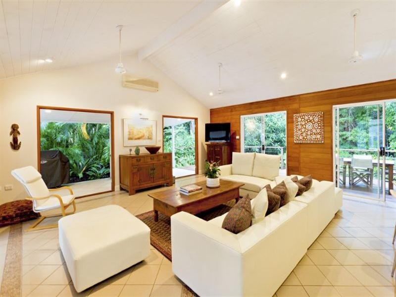 29 Gibson Close, Clifton Beach QLD 4879