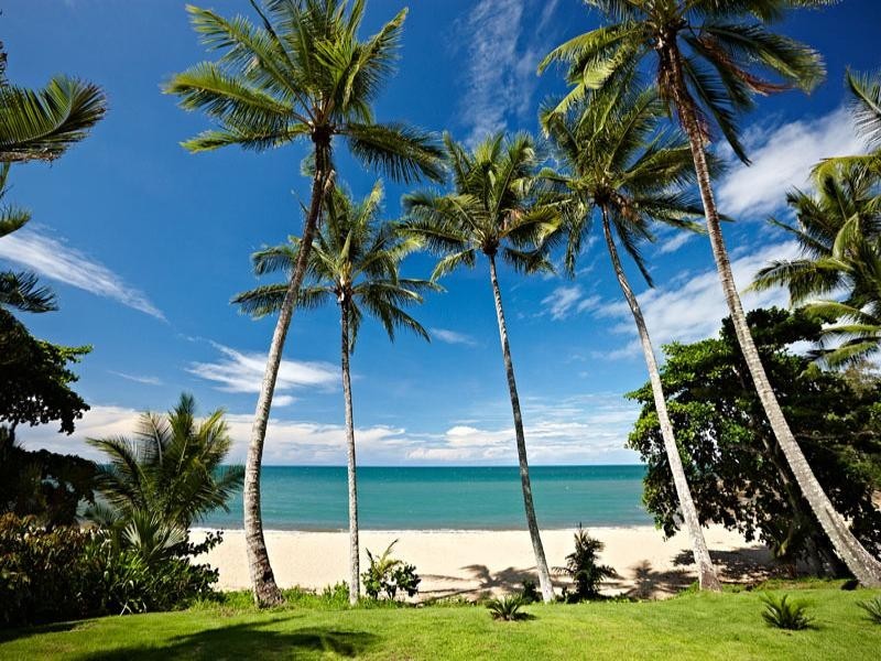 Trinity Beach QLD 4879