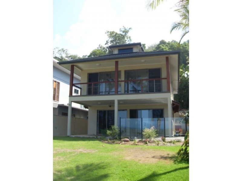 Trinity Beach QLD 4879