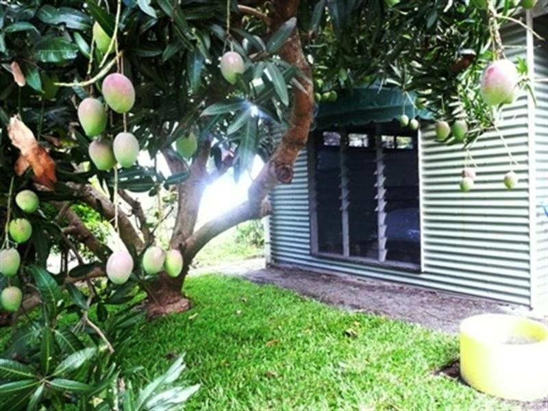 Clifton Beach QLD 4879