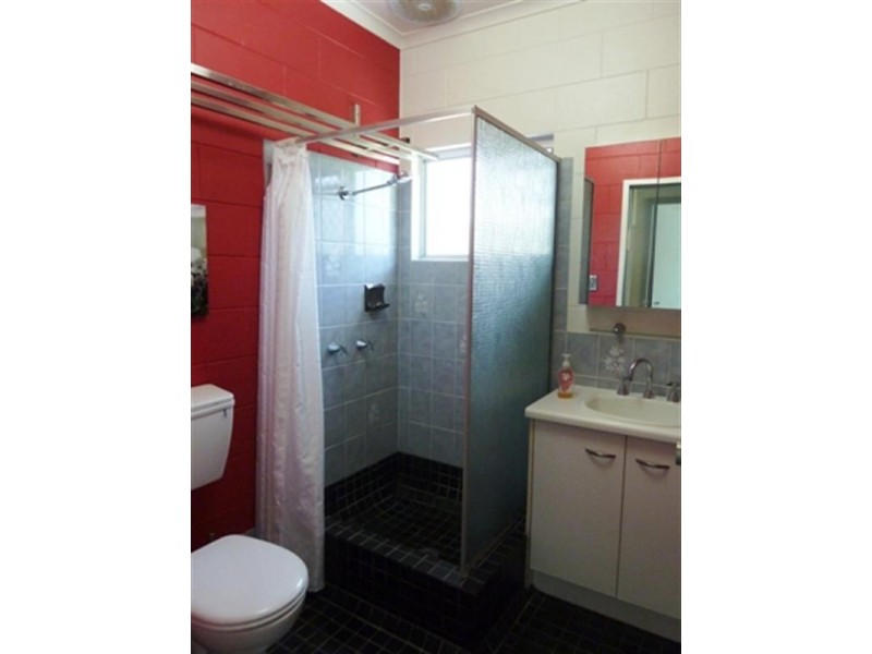 Kewarra Beach QLD 4879