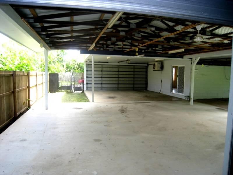 Trinity Beach QLD 4879