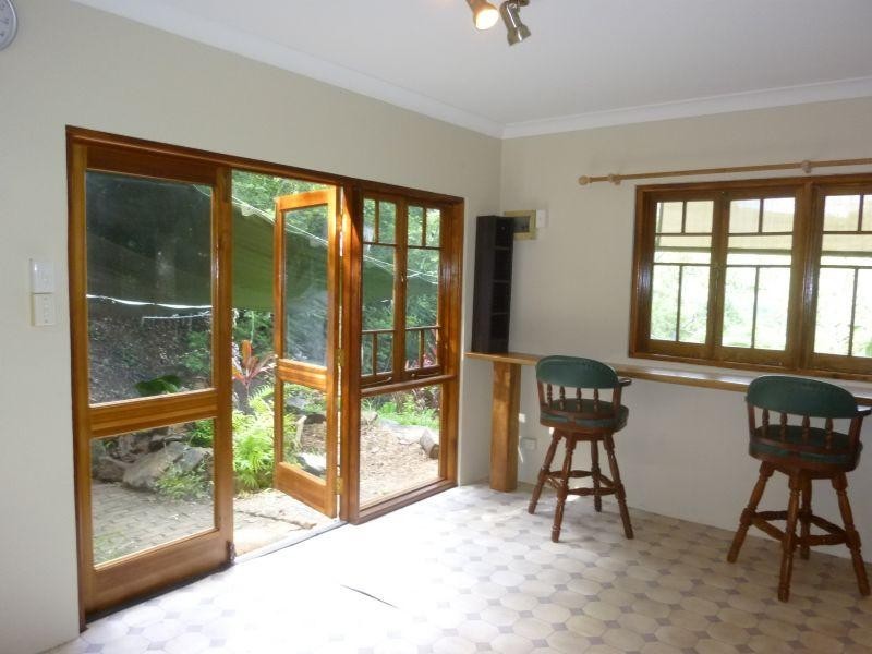 8 Tari Place, Trinity Beach QLD 4879