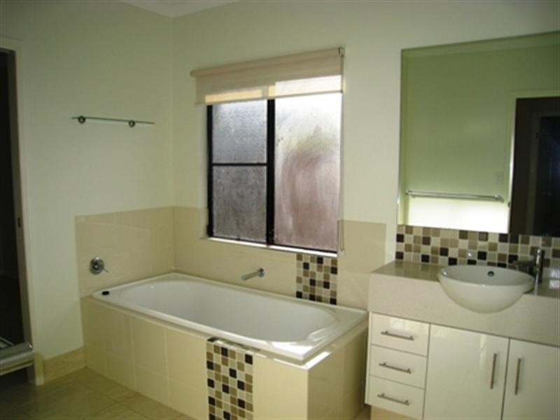 Kewarra Beach QLD 4879