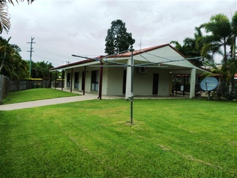 Kewarra Beach QLD 4879
