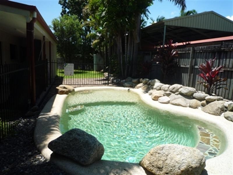 Kewarra Beach QLD 4879