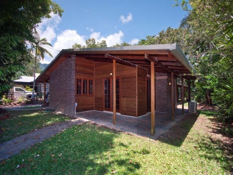 26 Endeavour Road, Clifton Beach QLD 4879