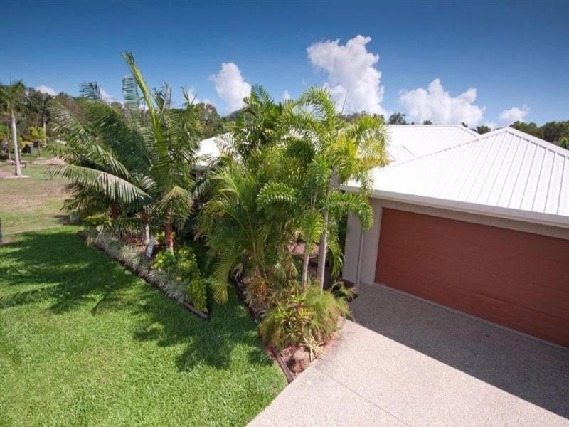 14 Iridescent Drive, Trinity Park QLD 4879