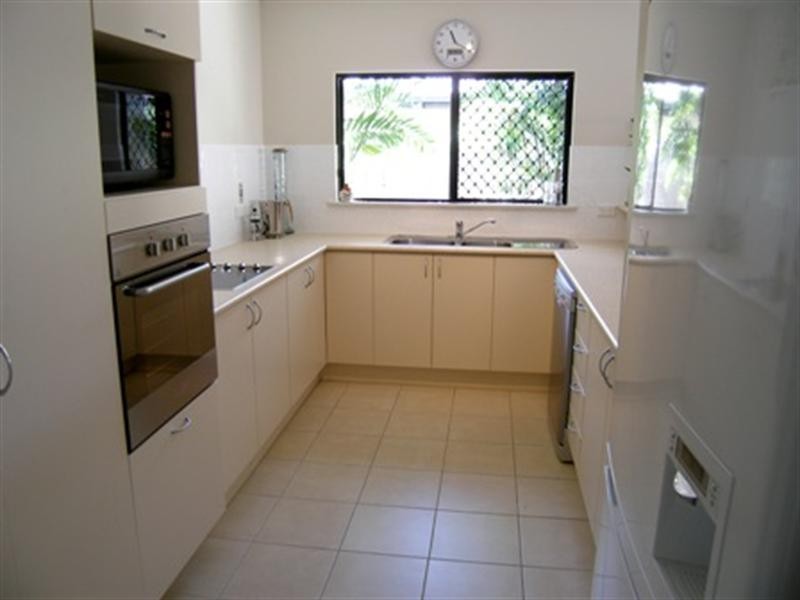 Kewarra Beach QLD 4879