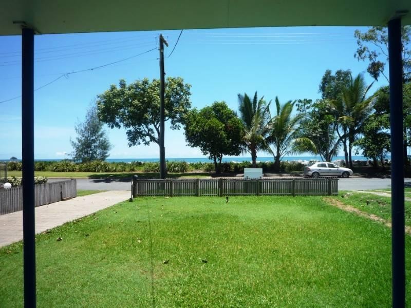 47 Arlington Esplanade, Clifton Beach QLD 4879