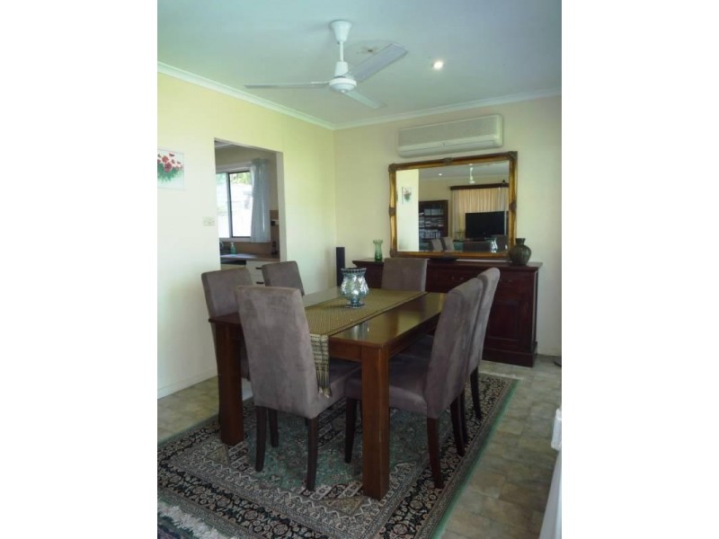 47 Arlington Esplanade, Clifton Beach QLD 4879