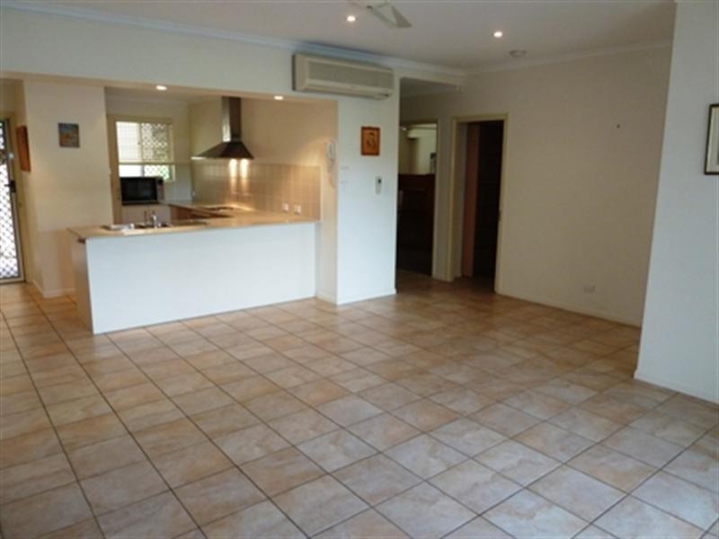 Trinity Beach QLD 4879