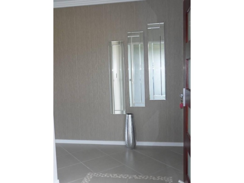 2 JABIRU Close, Smithfield QLD 4878