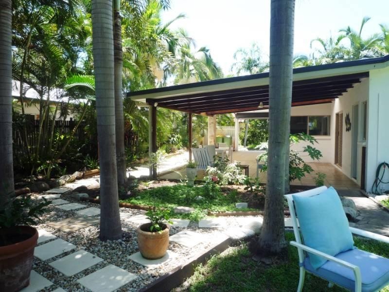 4 CYPREA Close, Trinity Beach QLD 4879