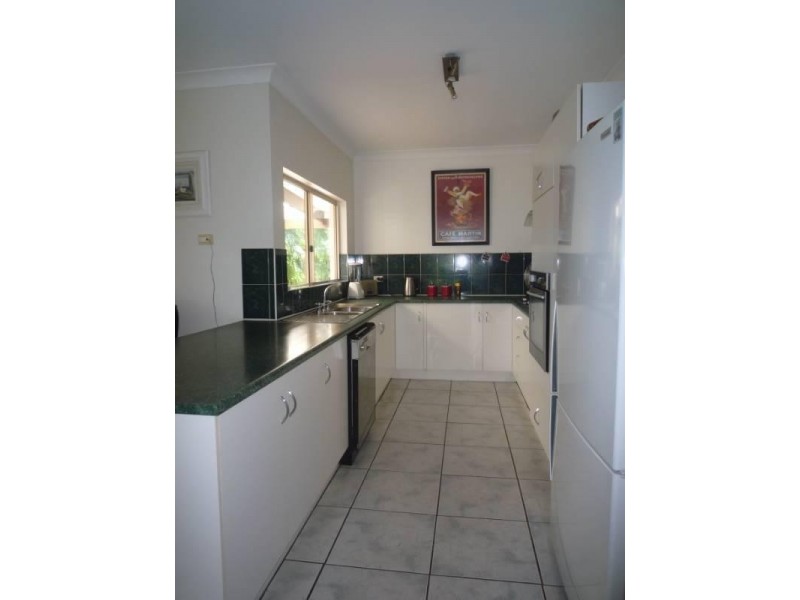 4 CYPREA Close, Trinity Beach QLD 4879