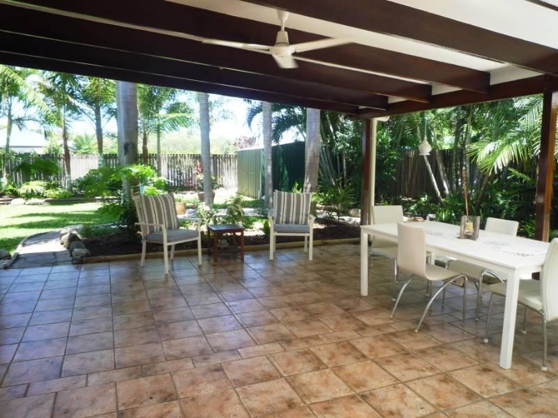 4 CYPREA Close, Trinity Beach QLD 4879