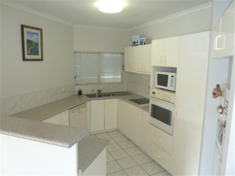 Trinity Beach QLD 4879