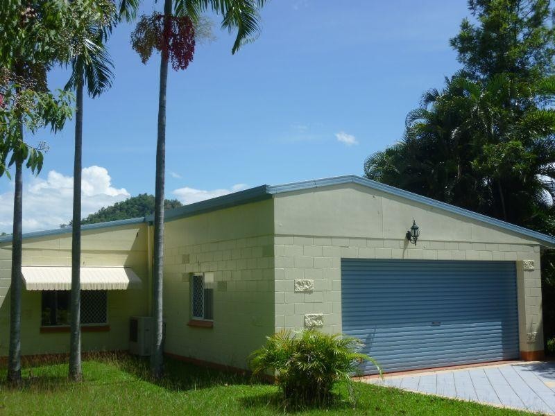 Trinity Beach QLD 4879