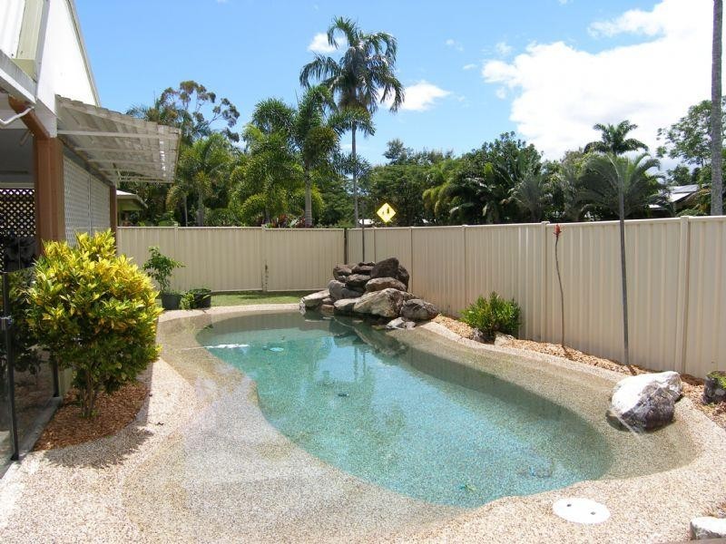 Trinity Beach QLD 4879