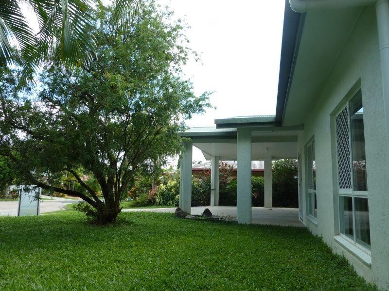 4 Capri Close, Kewarra Beach QLD 4879