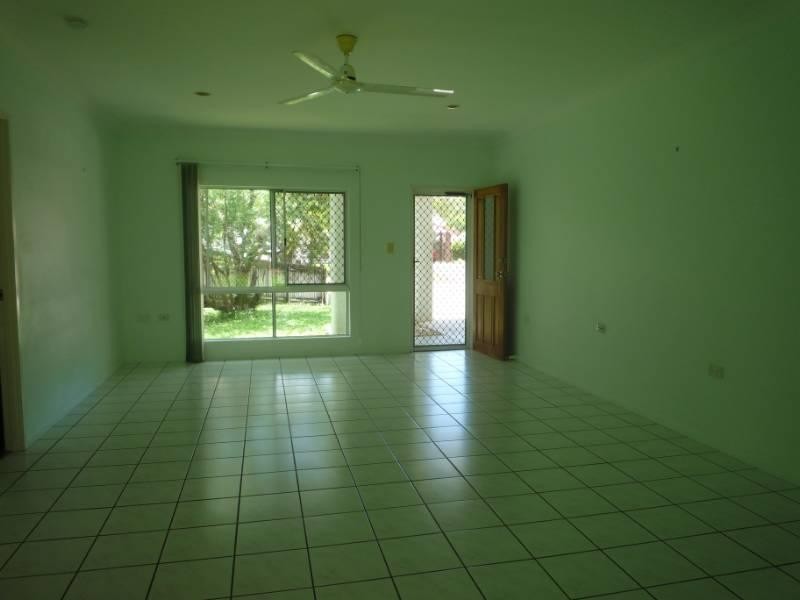 4 Capri Close, Kewarra Beach QLD 4879