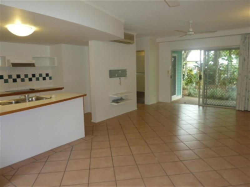 Trinity Beach QLD 4879