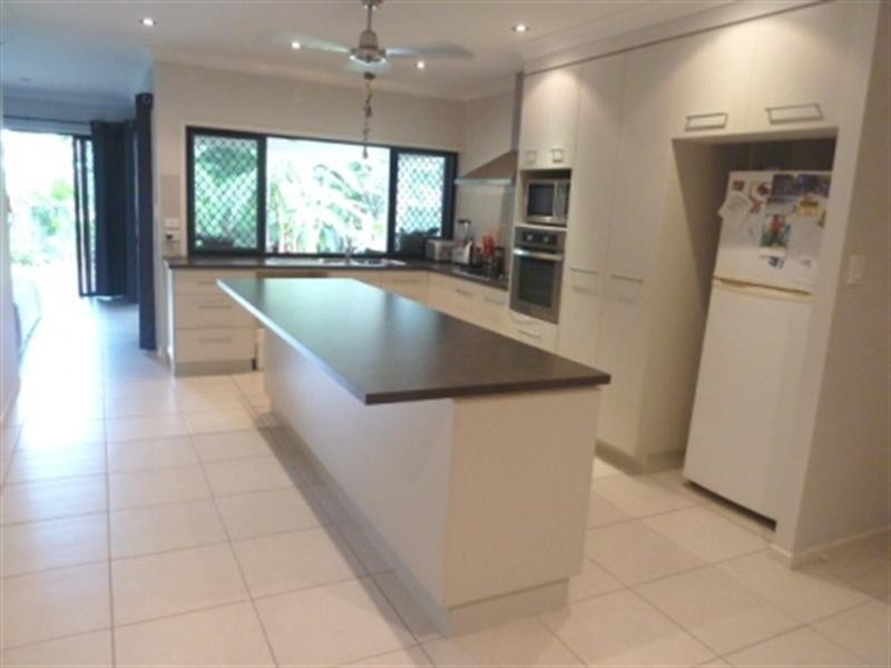 Trinity Beach QLD 4879