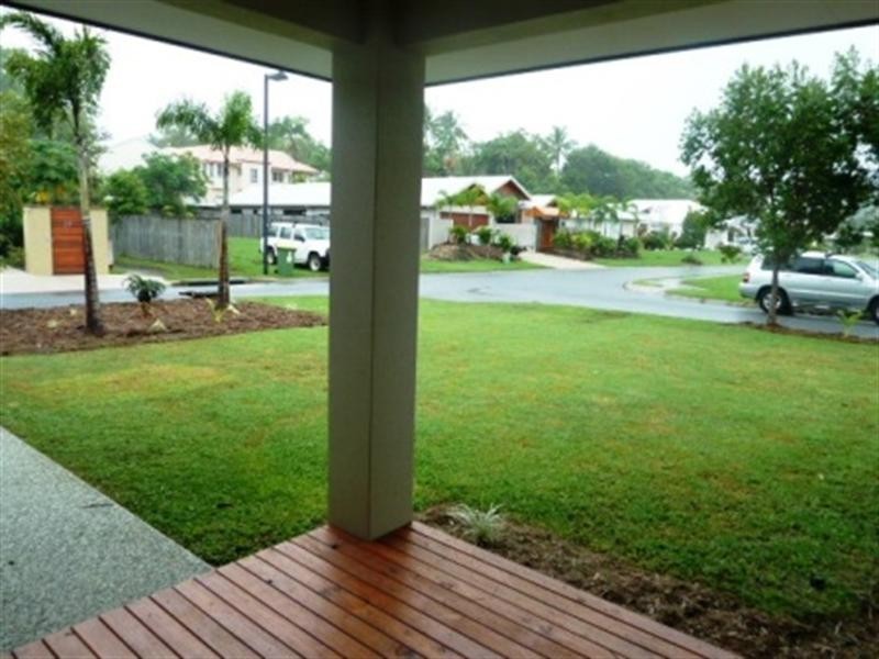Trinity Beach QLD 4879