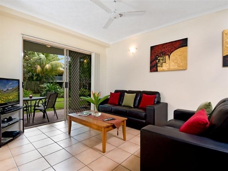 402/2 KEEM Street, Trinity Beach QLD 4879